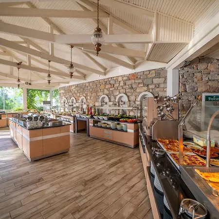 מלון Riva Bodrum Resort- Adult Only +16 גומבט