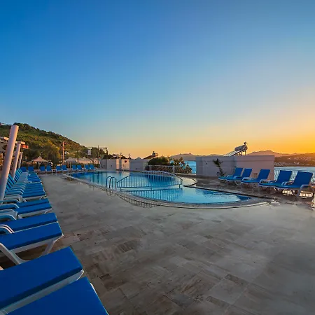 מלון Riva Bodrum Resort- Adult Only +16