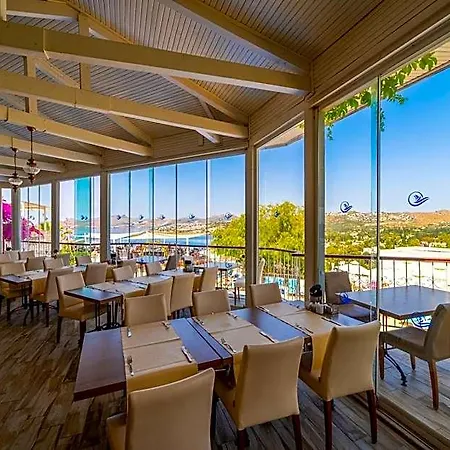 Szálloda Riva Bodrum Resort- Adult Only +16
