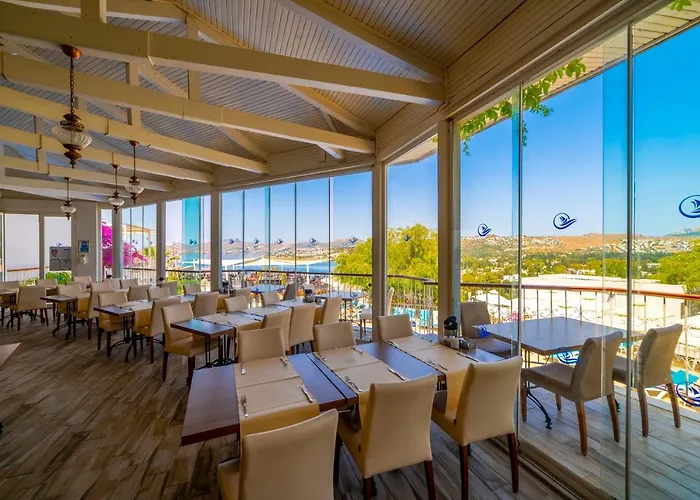 酒店 Riva Bodrum Resort- Adult Only +16